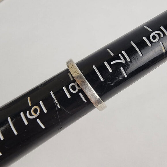 925 Sterling Silver NVC Red Gemstone Stacking Ring Size 8 - Picture 7 of 7